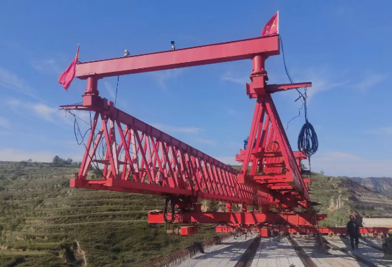 JQJ200T-40M公路架橋機，貴州遵義項目架設完成